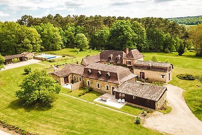 Exquisites Ferienhaus in Issac mit...