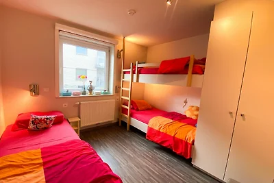 Appartement met zonnig terras in...