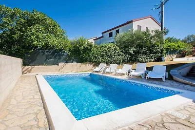 Villa à Pula avec piscine