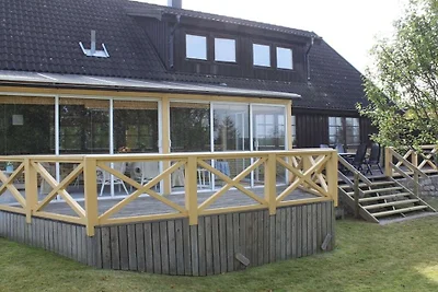 Ferienhaus in Bellö mit Schwimmbecken
