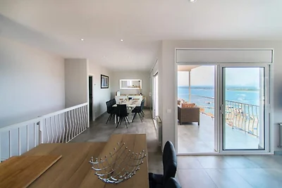 Villa in Roses mit Panoramablick auf das Meer