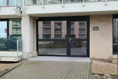 Wohnung in Estartit mit Meeresstrand