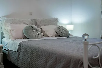 Holiday Home Rider - Two Bedroom Holiday Home...