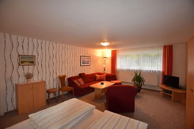Schצne Wohnung in Krצpelin in der Nהhe von...