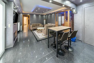 Villa in Verviers mit Pool und Sauna