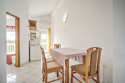 Appartement in Banjole vlakbij de zee