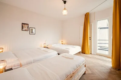 Sehr große 3-Zimmer-Wohnung mit 14 Bädern in ...