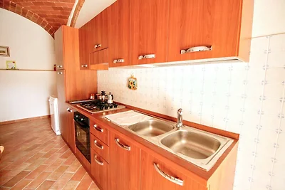 Traditioneller Bauernhof in Asciano mit Pool