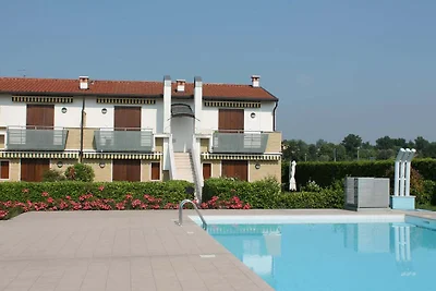 Charmantes Apartment mit Pool in der Nähe des...