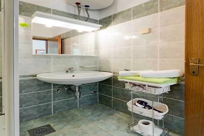 Apartments Tafra - One Bedroom Apartment