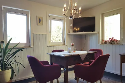 Ferienhaus mit Naturgarten
