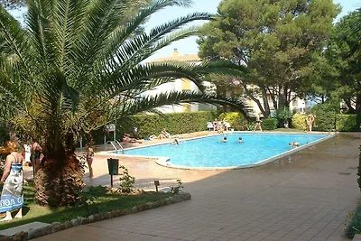 Apartment in L’Escala mit Terrasse