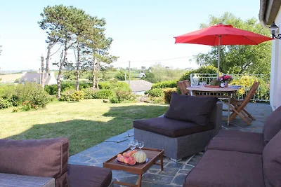 Villa in Goulven met zwembad
