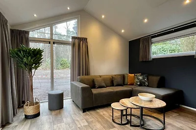 Chalet moderno a Beekbergen con terrazza