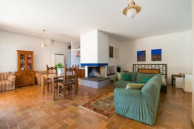 Elegante Villa mit Pool
