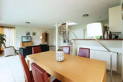 Stilvolle Villa am See