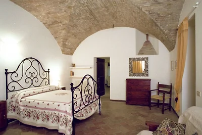 Appartamento a Mantignana con piscina comune
