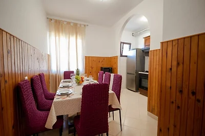 Apartment in Seline mit Terrasse
