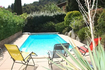 Villa in Cavalière mit Pool und Meerblick