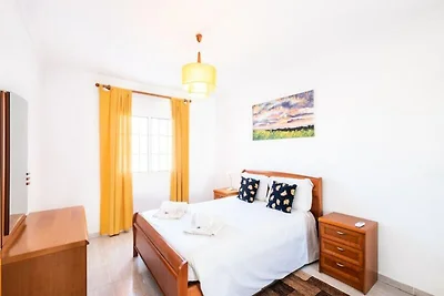 Appartamento ad Albufeira con vista sul mare