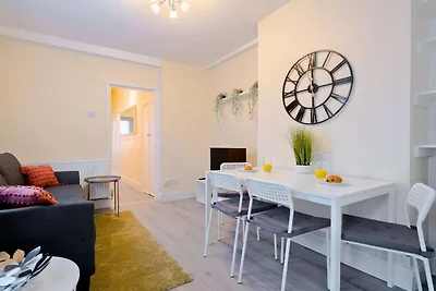 Helle 2-Zimmer-Wohnung in London