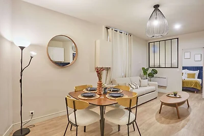 Apartment Exposition Center