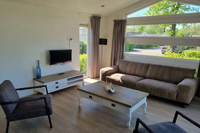 Ferienhaus in Velsen-zuid mit Terrasse