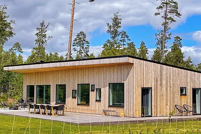 Spacieuse villa au bord du lac avec sauna