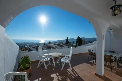 Wohnung in Nerja mit Zugang zu Spa und Pool