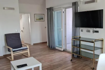 Apartments near the beach Orebic - Two bedroo...