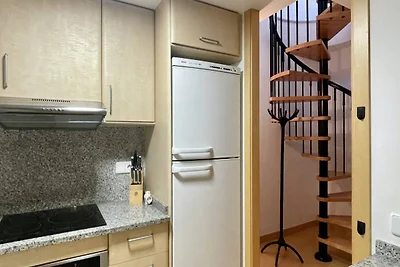 Apartment für sechs Personen mit Swimmingpool