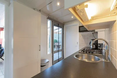 Bungalow in Sint Maartenszee am Strand