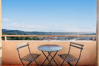 Riviera Retreat a Grasse