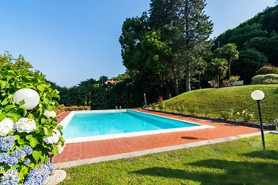 Ferienhaus in Stresa, Italien mit Seeblick