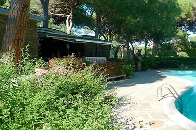 Villa in Punta Ala met zwembad