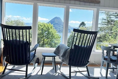 4 Personen Ferienhaus in Svelgen-By Traum