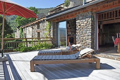 Stenen huis met uitzicht op de Canigou!