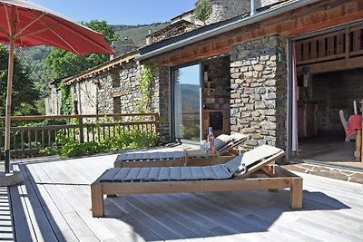 Stenen huis met uitzicht op de Canigou!