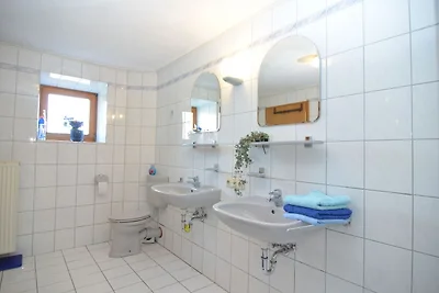 Schönes Ferienhaus in Viechtach in Waldnähe