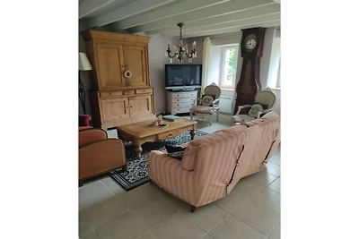 Wohnung in einem Dorf mit Swimmingpool