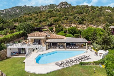 Villa a Porto Cervo con piscina