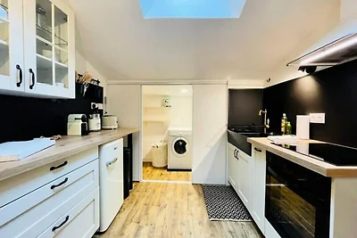 Le Boudoir de ThÃ¯s, stadscentrum, LR120