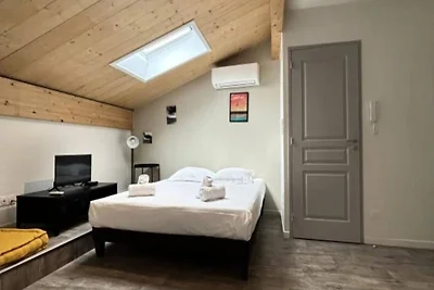 Renoviertes Apt. mit Stein, AC für 2