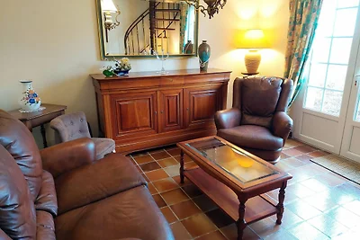 Komfortables Ferienhaus mit Jacuzzi zwischen ...