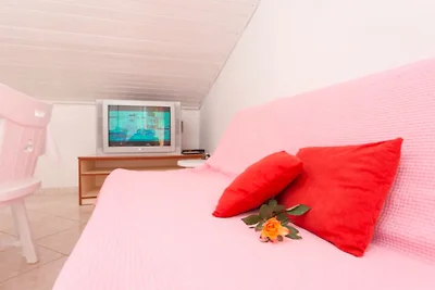 Apartments Lili Two Bedroom Apartment Sea...