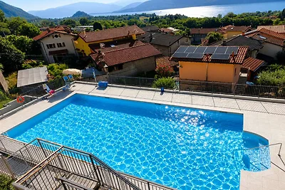 Splendido appartamento con piscina e vista...