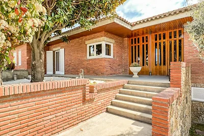 Villa a Banyoles con Piscina e Palestra