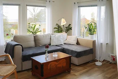 6 Personen Ferienhaus in Tvååker-By Traum