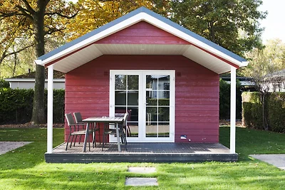 Gemütliches Chalet mit Veranda bei Veluwe