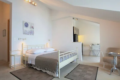 Apartments & Room Vesna - Studio Apartment wi...